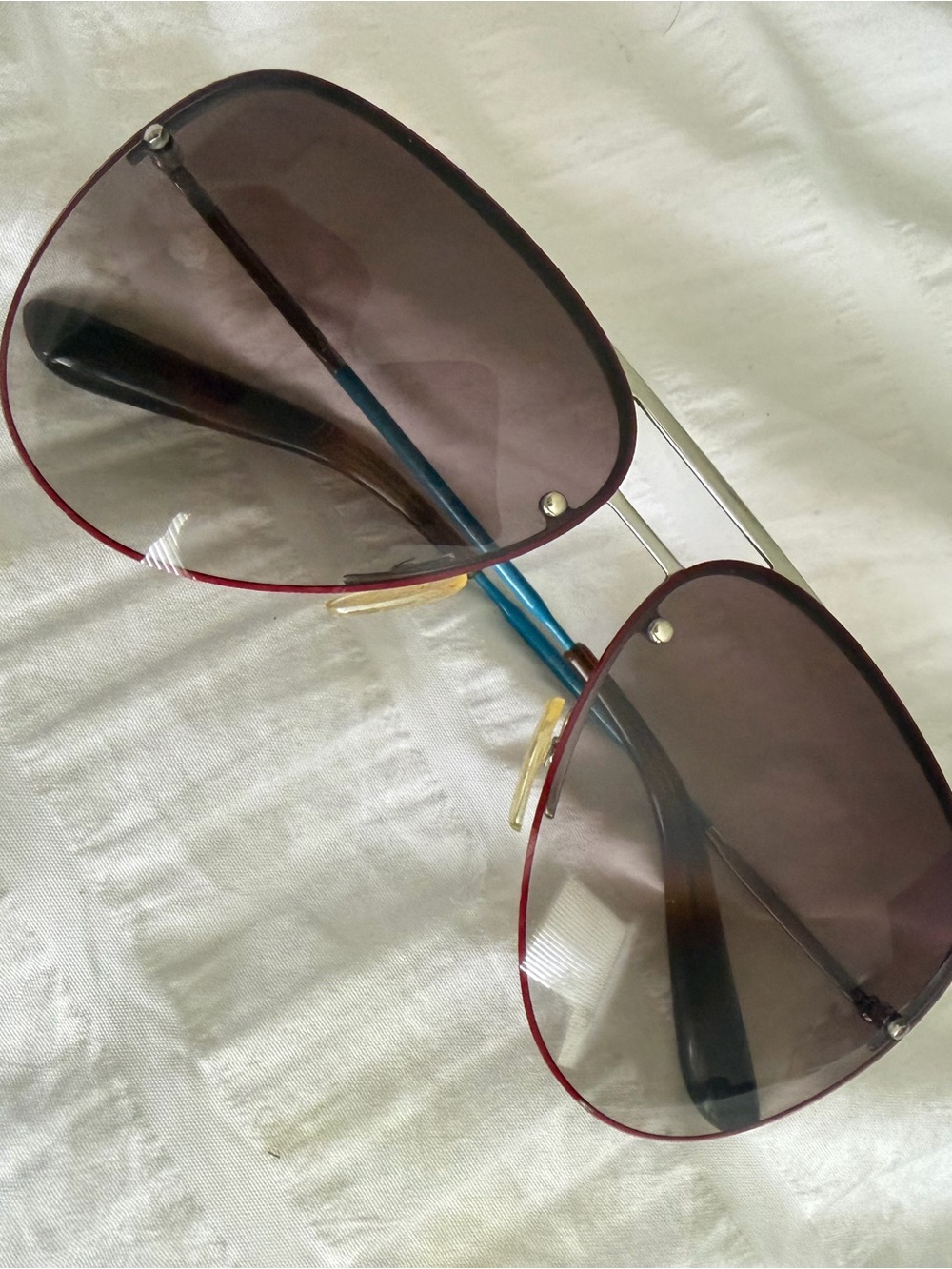 Marc Jacob Aviator Sunglasses in Red Frame Gradient Lenses